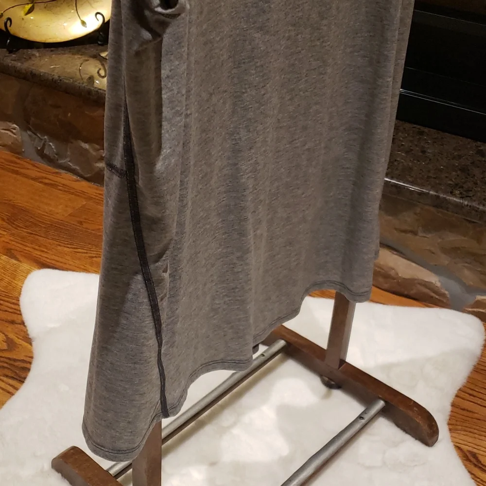 Lucy 2X  gray thirt - Picture 10 of 12